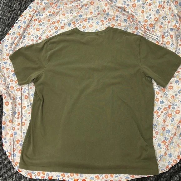 [Stain] 💝 10/$10 💝 THE FOUNDRYGreen T-shirt 100% Cotton Size 3XL - Picture 4 of 4